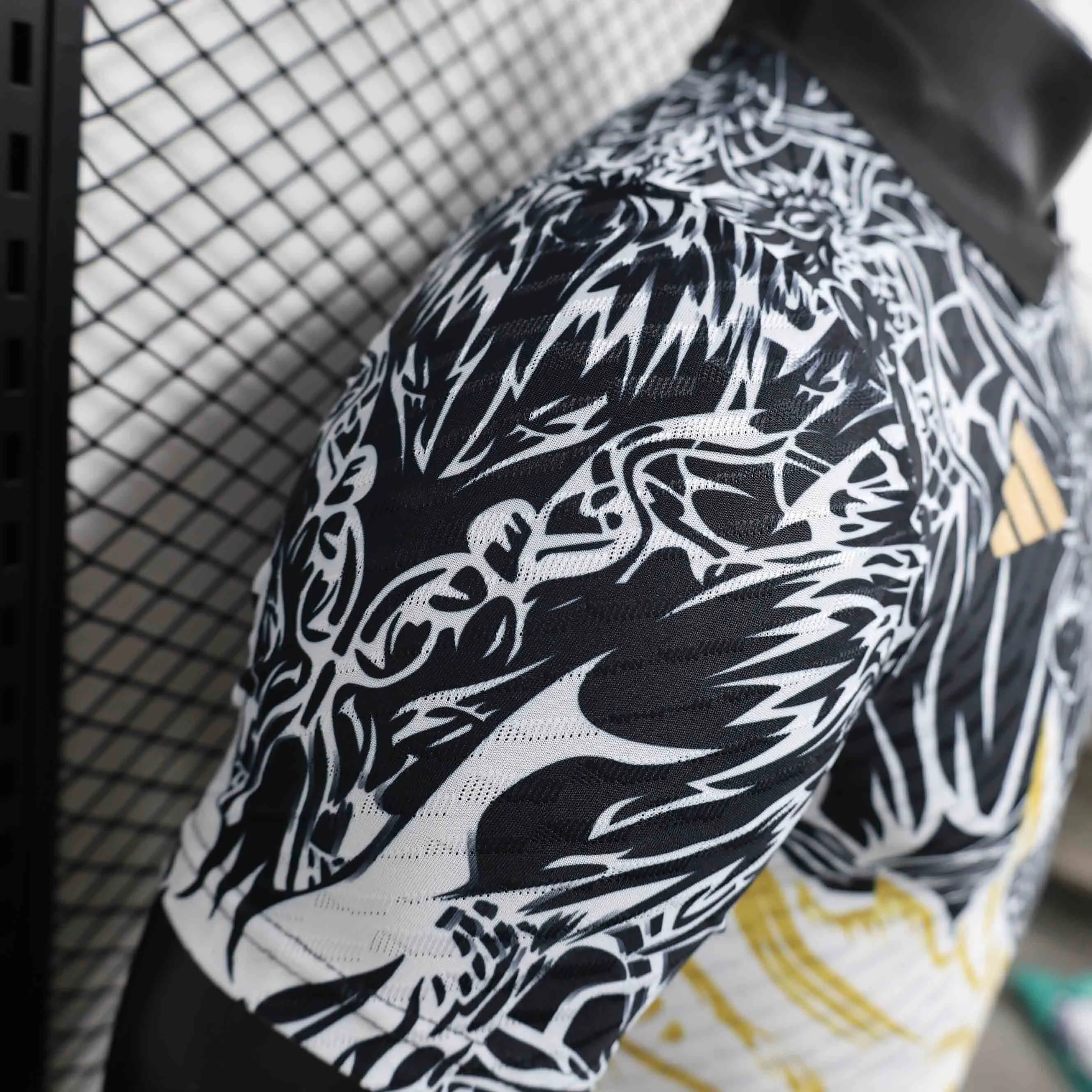 24-25 Real Madrid Black Dragon Special Edition Player Version