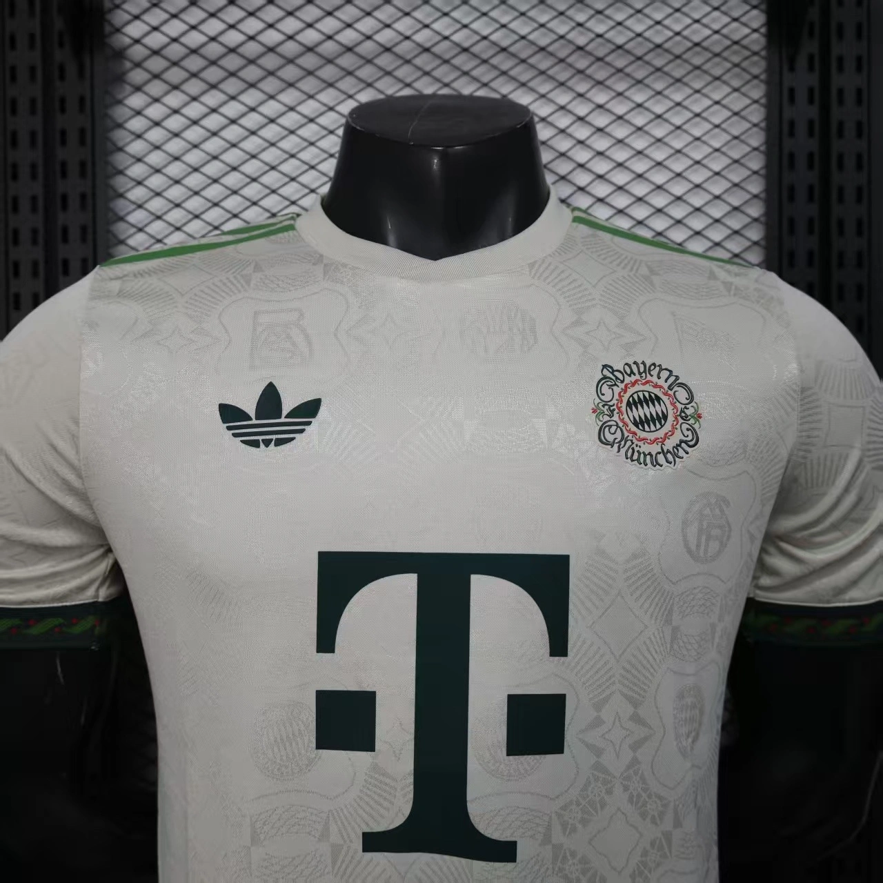 Men's Fc Bayern Munich 125th Anniversary Shirt 25-26 Player version