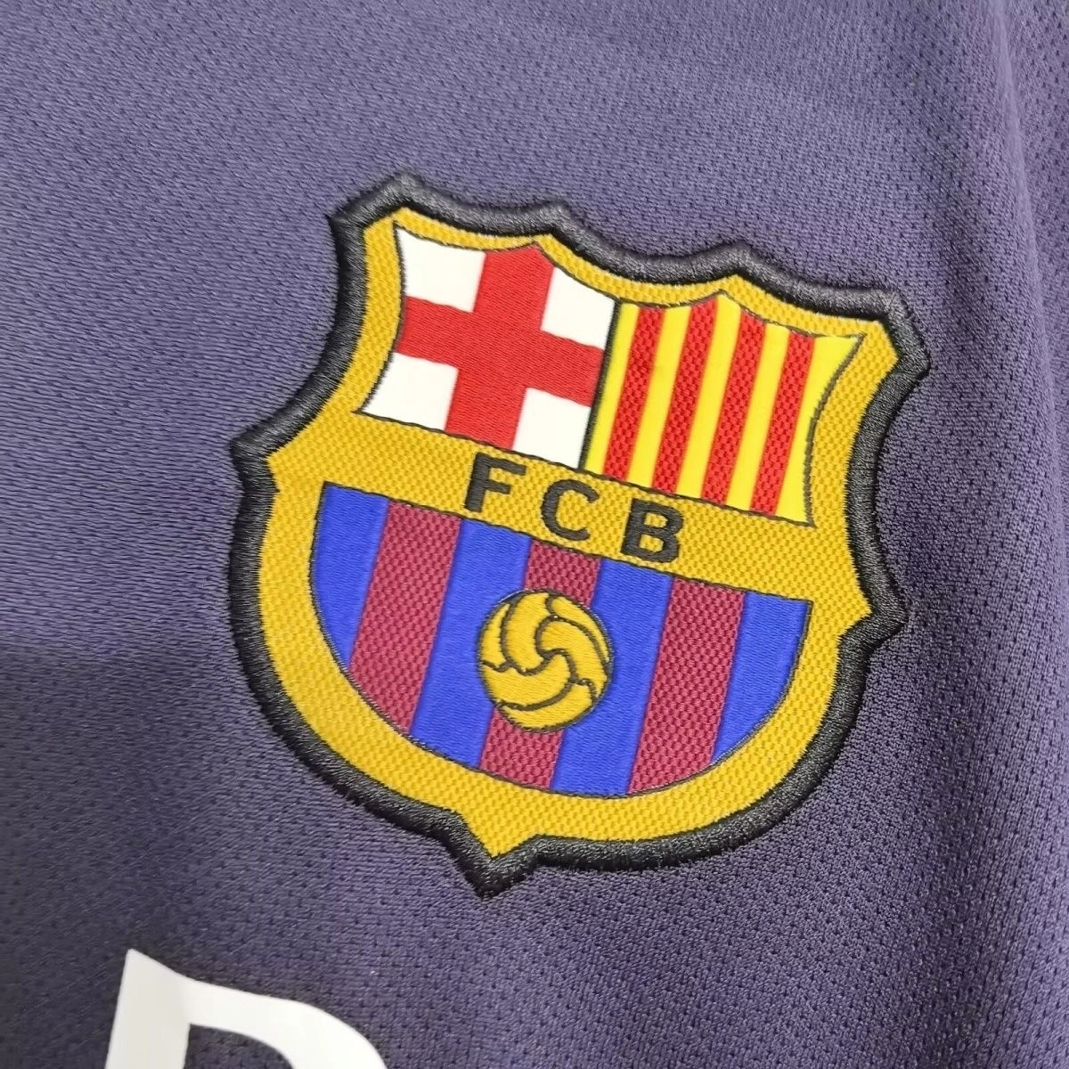 Barcelona Retro Jersey Away 2016-17
