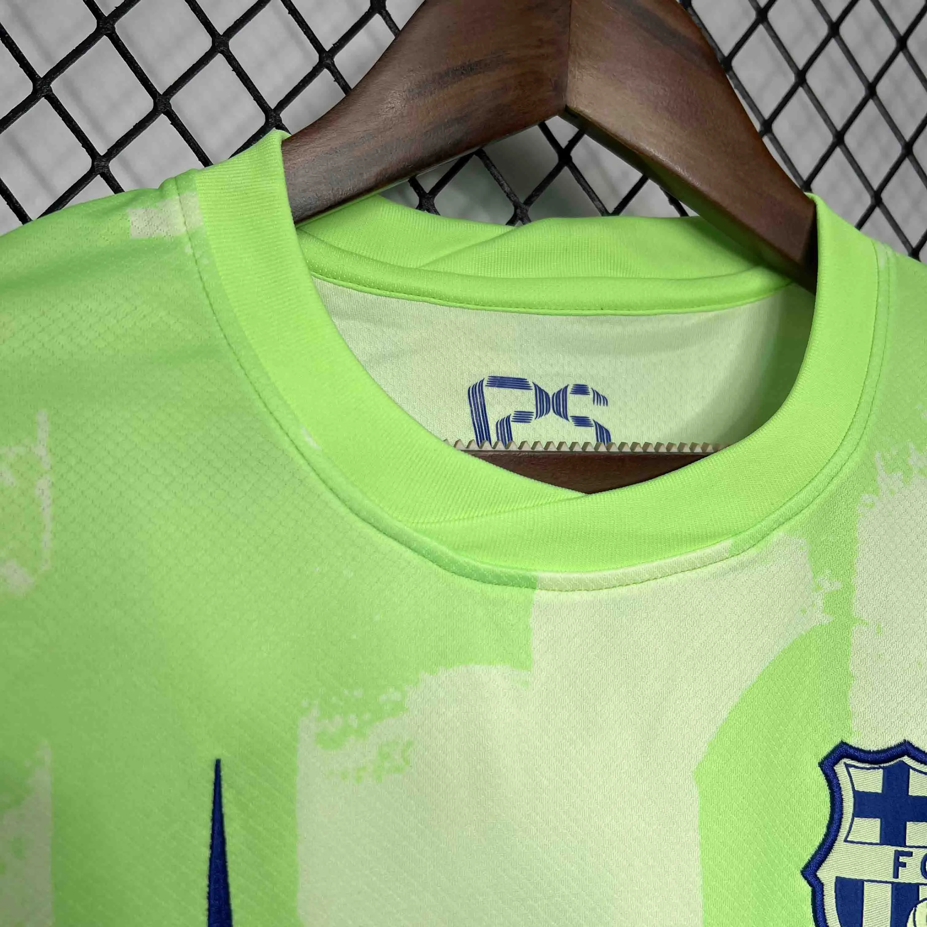 2024-25 Barcelona GAVI #6 LEWANDOWSKI #9 Long Sleeve Third Away Soccer Jersey Without Spofity Text